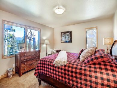 Seven Bedrooms a Huge Rental Accommodation 4500 sq ft